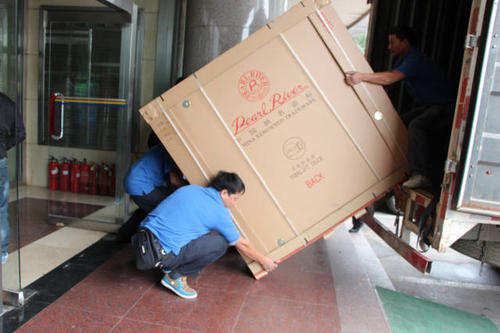 磐石钢琴贵重工艺品无忧运